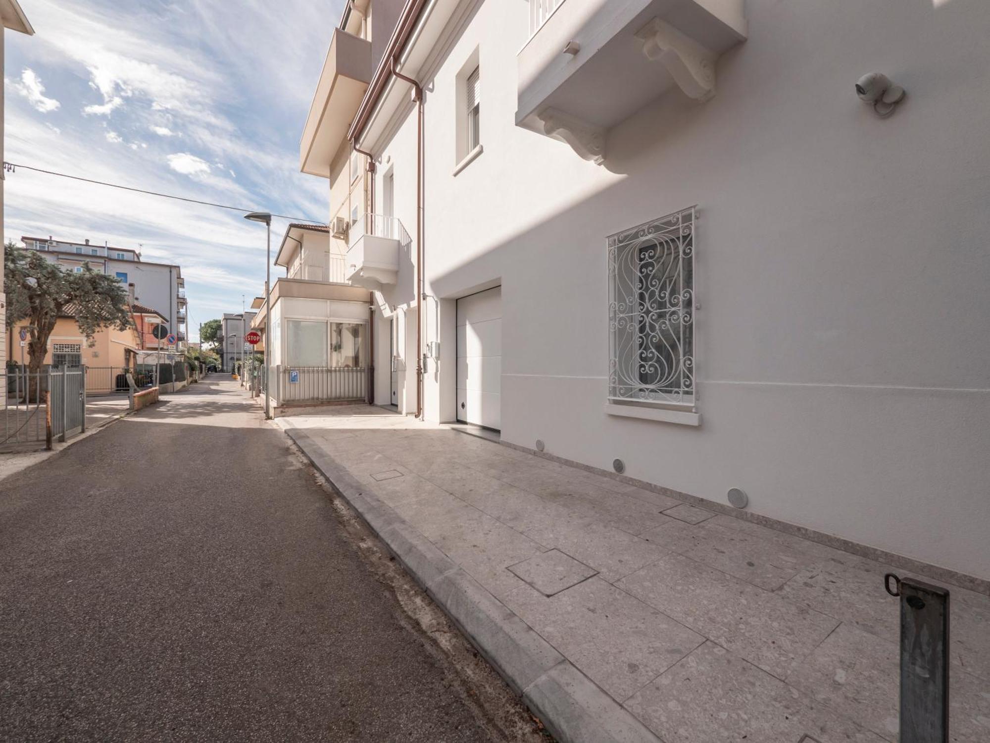 Zuara9Room Rimini Exteriör bild