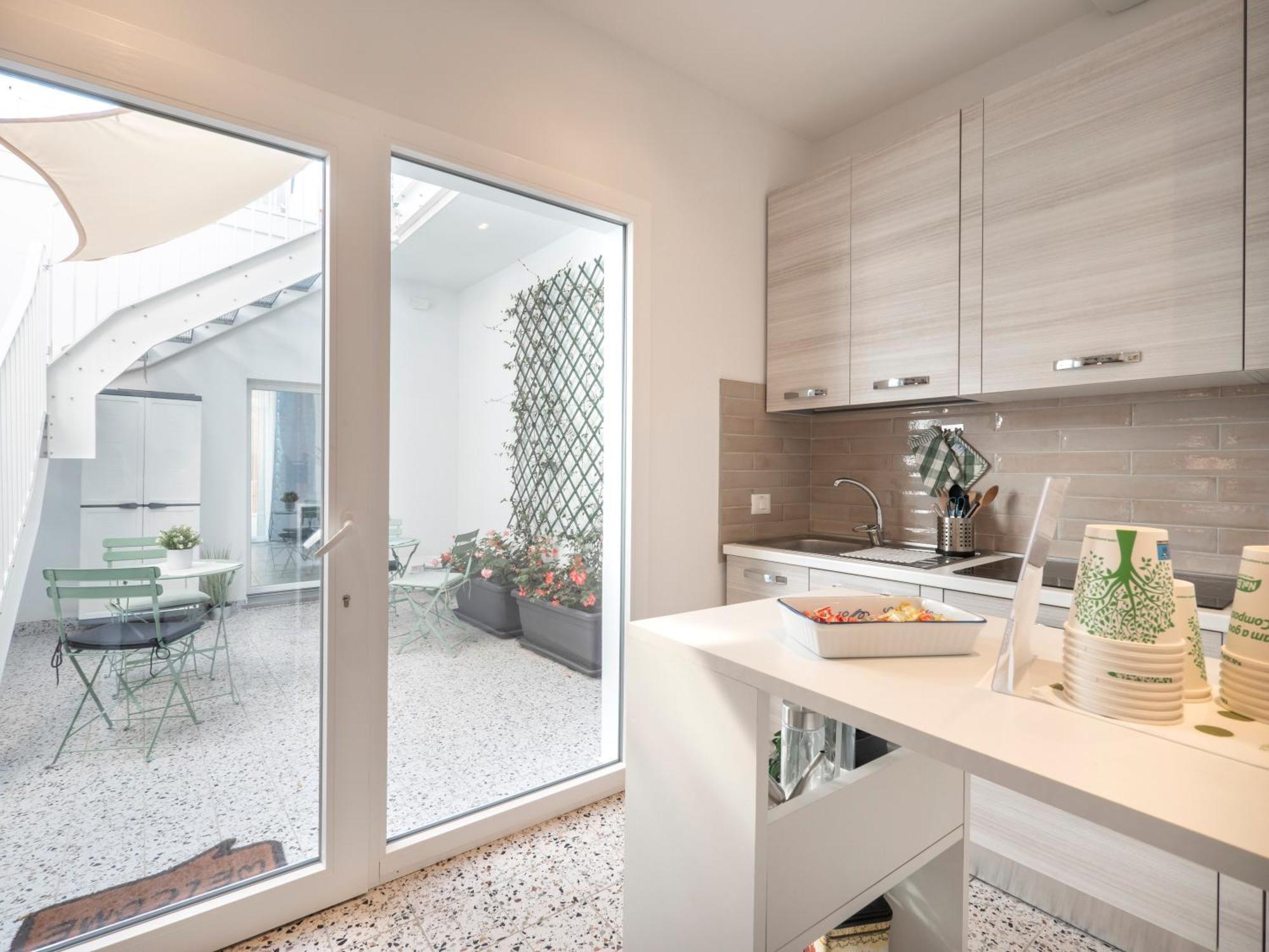 Zuara9Room Rimini Exteriör bild