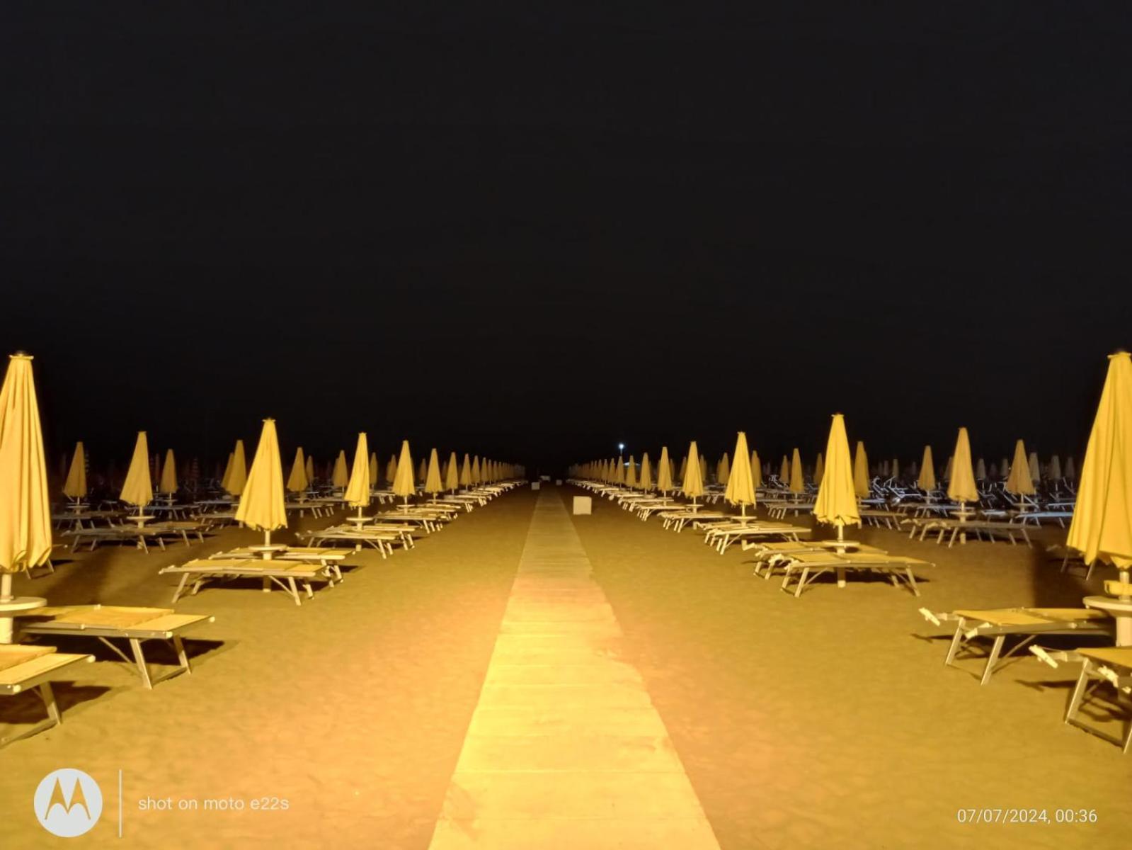 Zuara9Room Rimini Exteriör bild